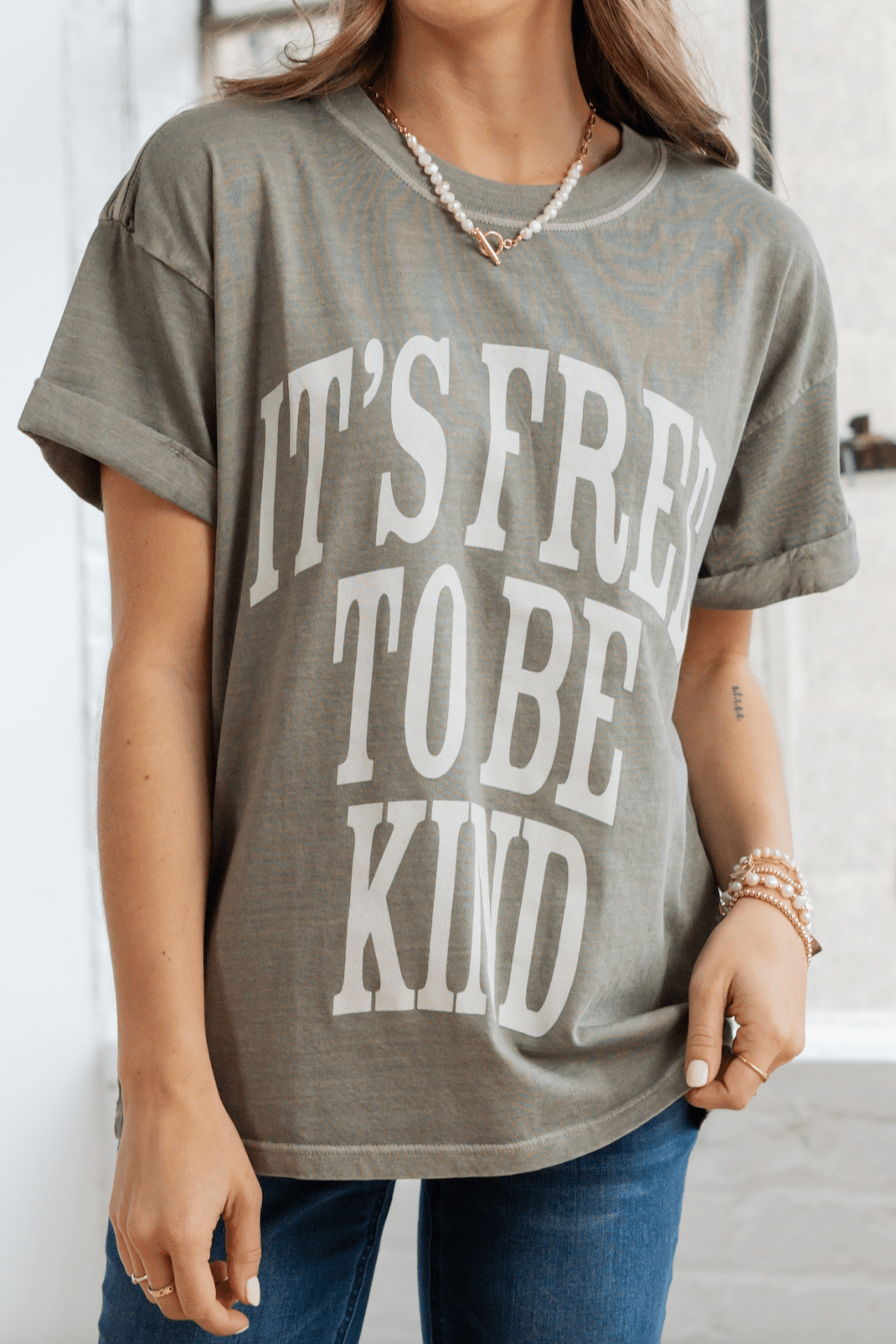 Free To Be Kind Graphic Tee - Mainstream Boutique