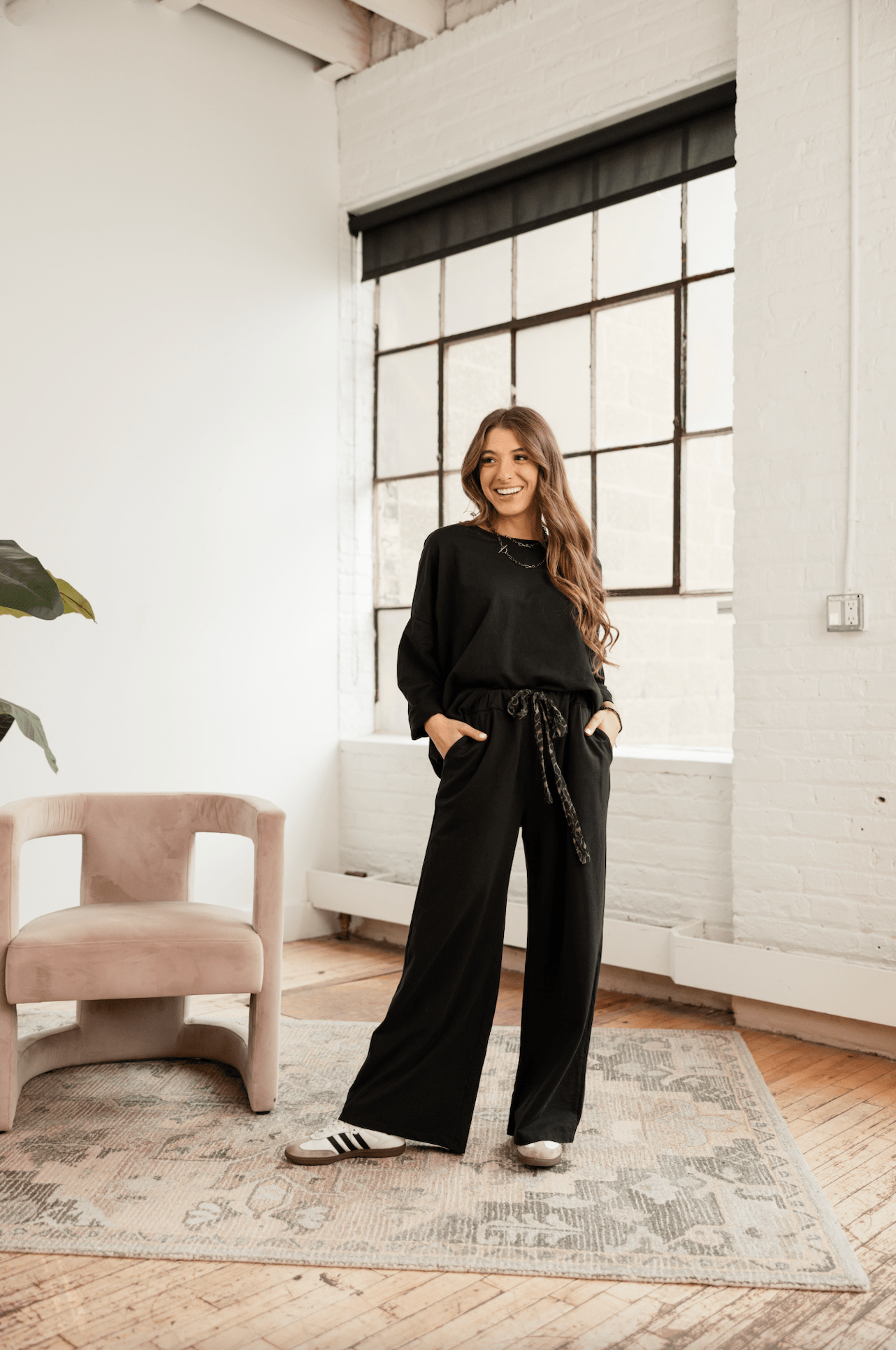 Italian Jet Setter Flowy Top - 2 Colors - Mainstream Boutique