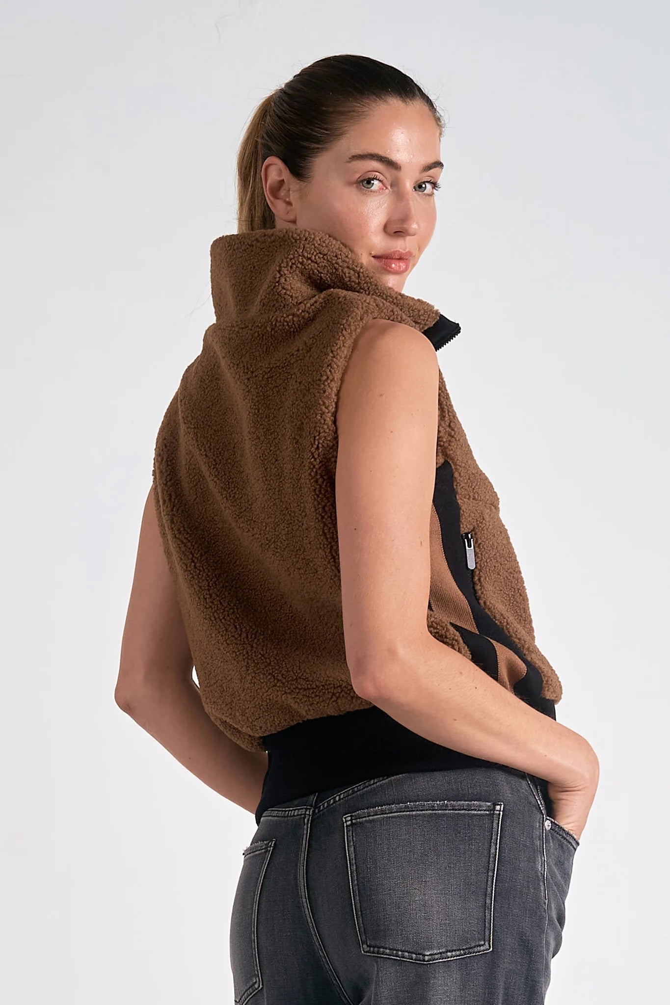 Teddy Sherpa Zip Up Vest - Mainstream Boutique