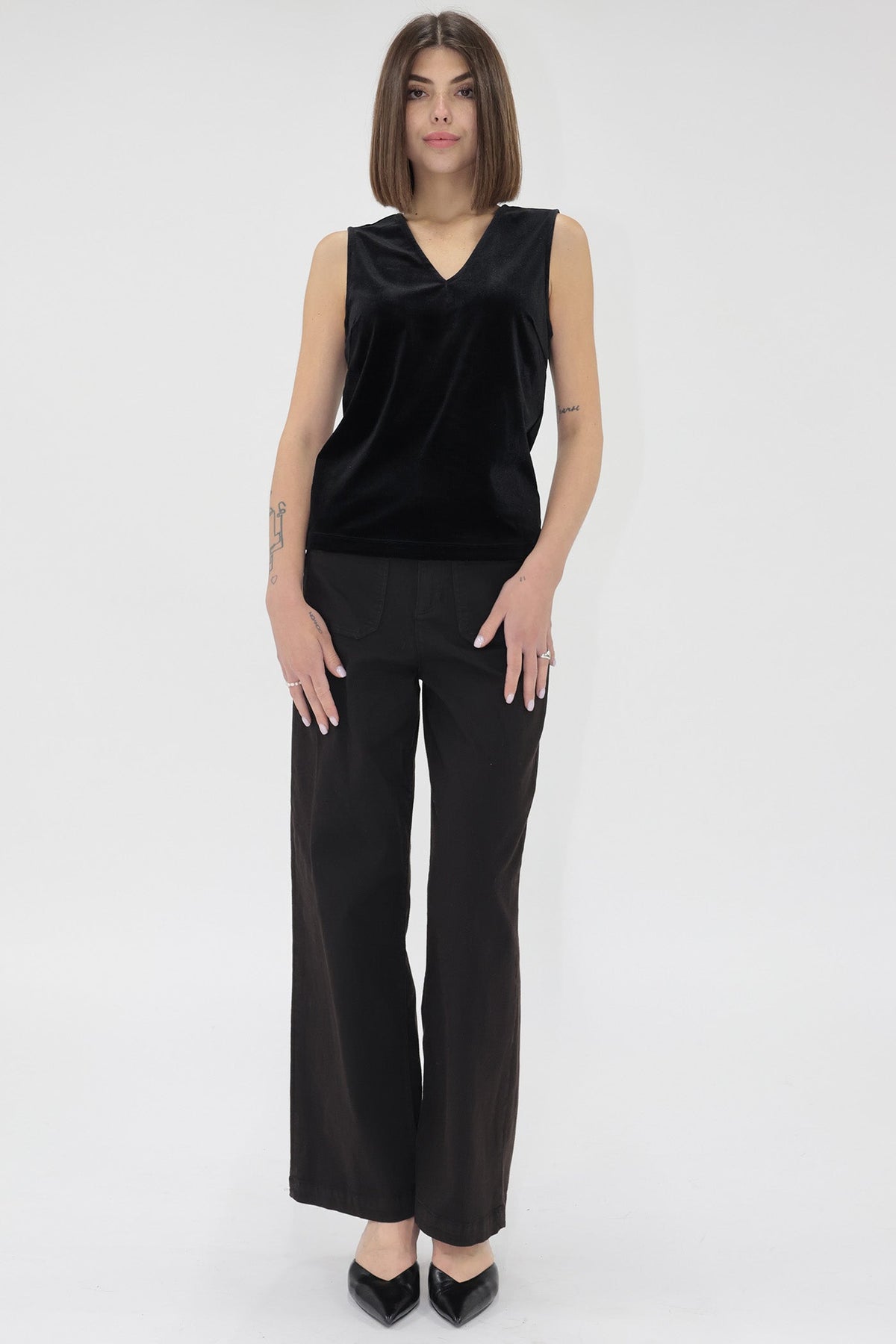 Another Love Jenni Velvet Tank - Black - Mainstream Boutique