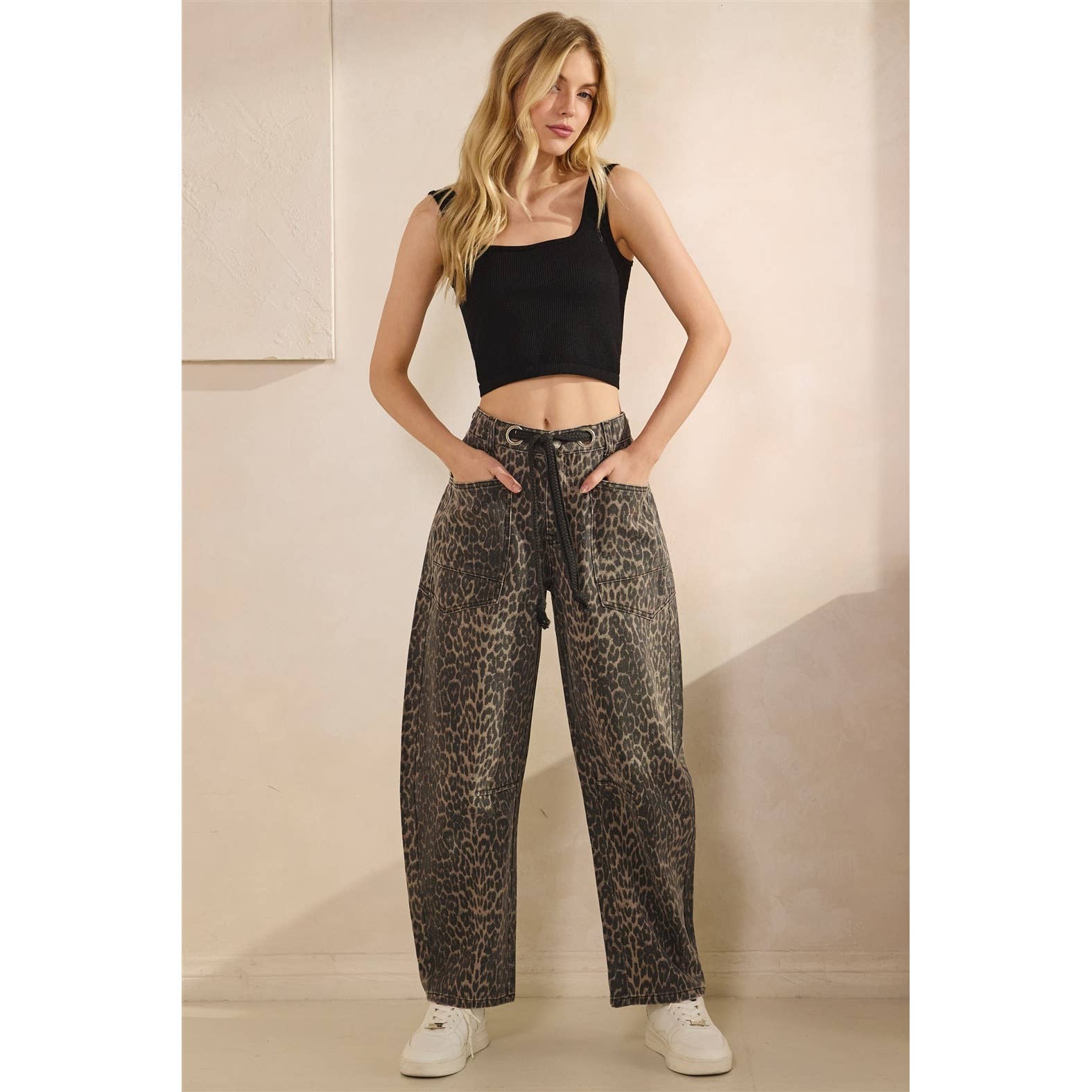 Veveret Printed Horseshoe Jeans - Leopard - Mainstream Boutique