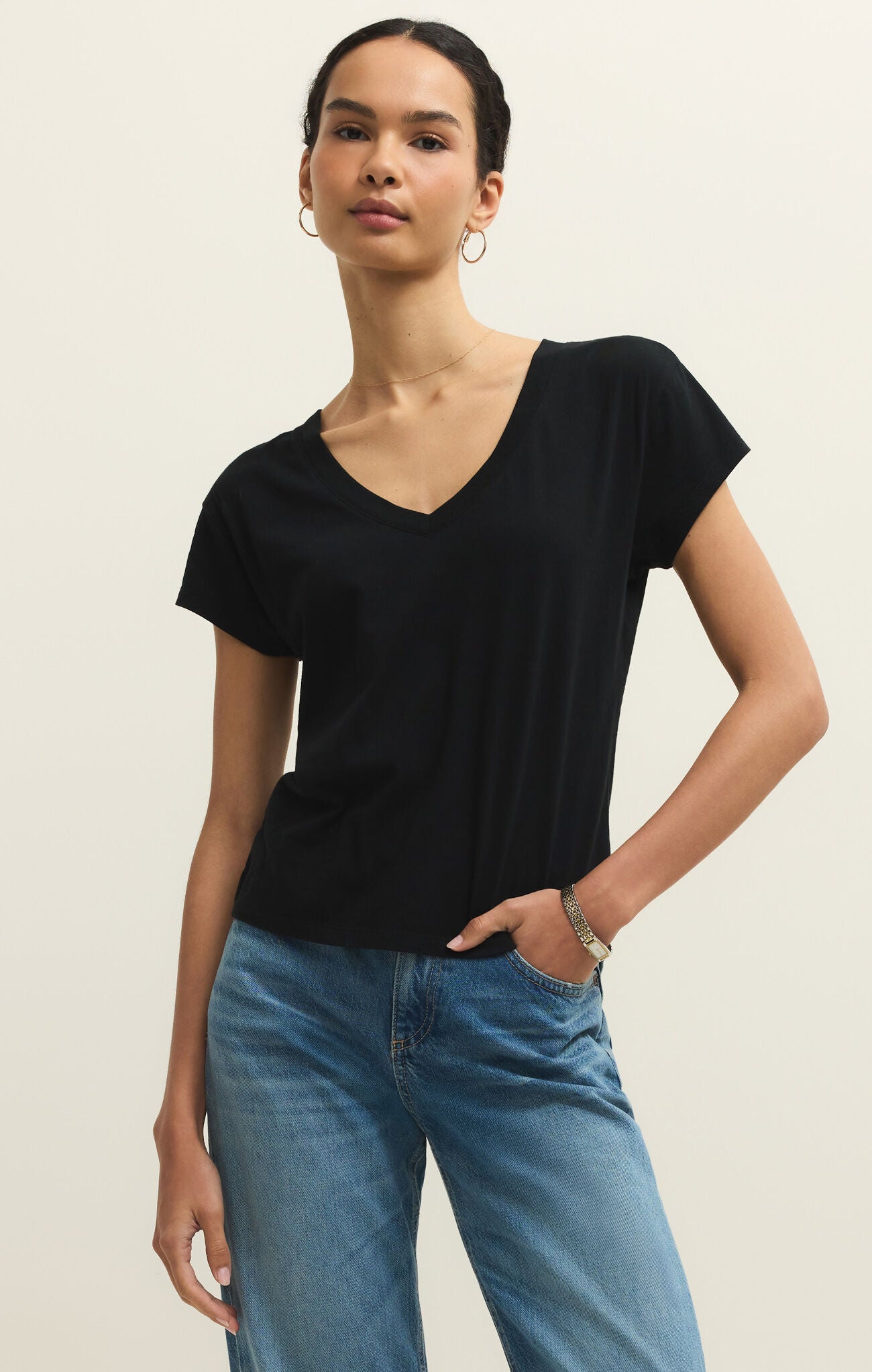 Modern V - neck Tee Black - Mainstream Boutique