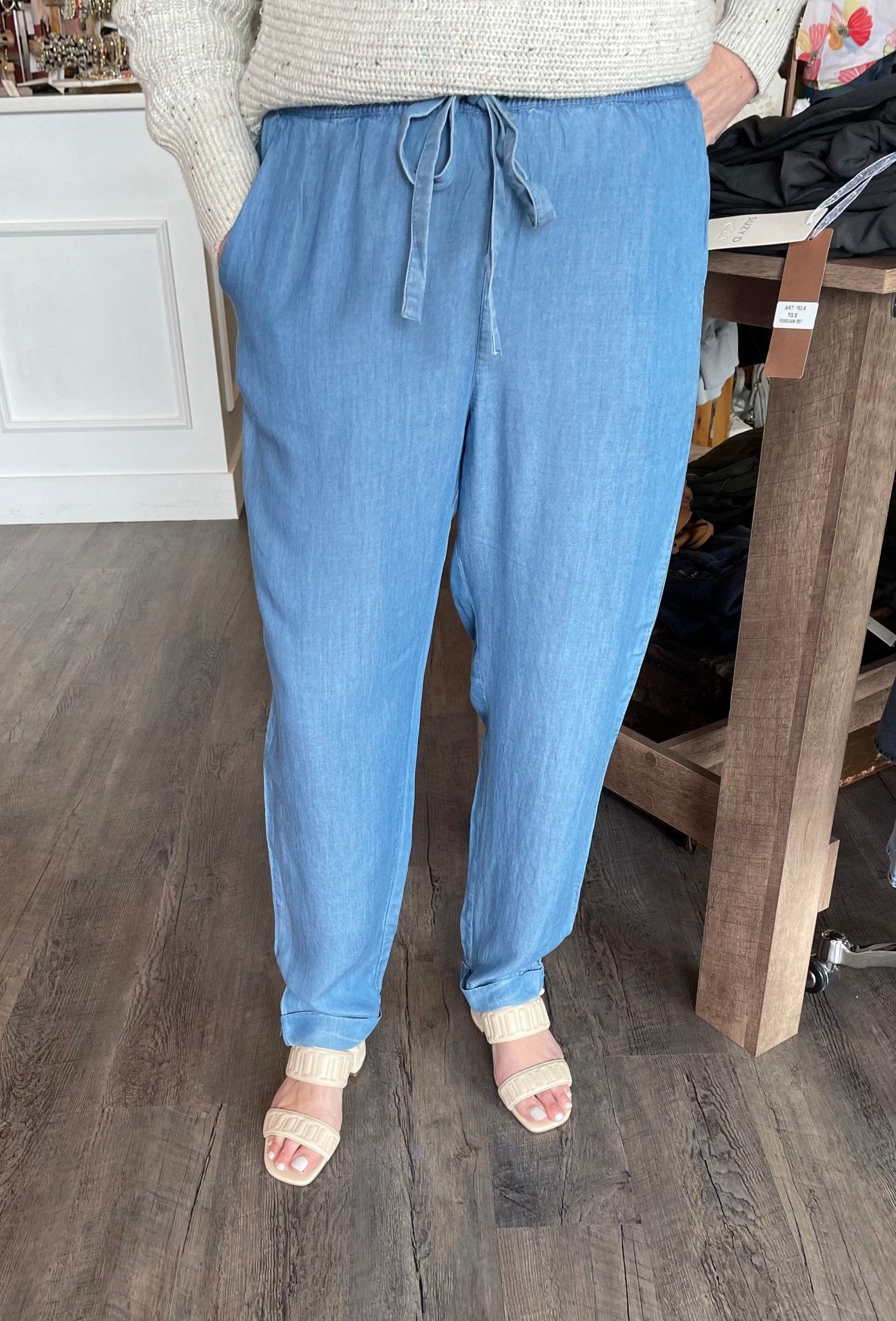 Chambray Pull On Pant - Mainstream Boutique