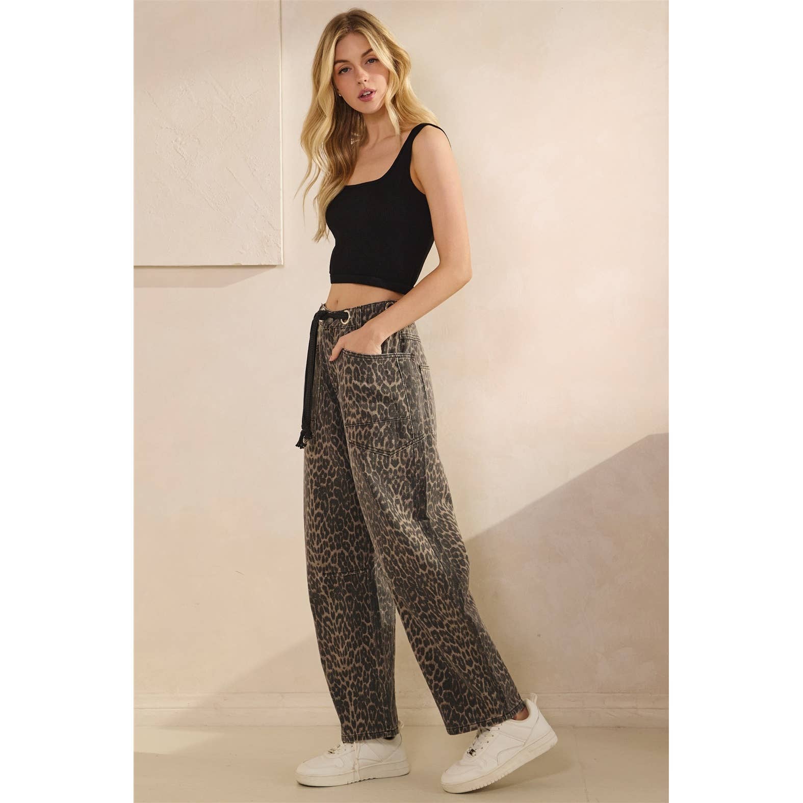 Veveret Printed Horseshoe Jeans - Leopard - Mainstream Boutique