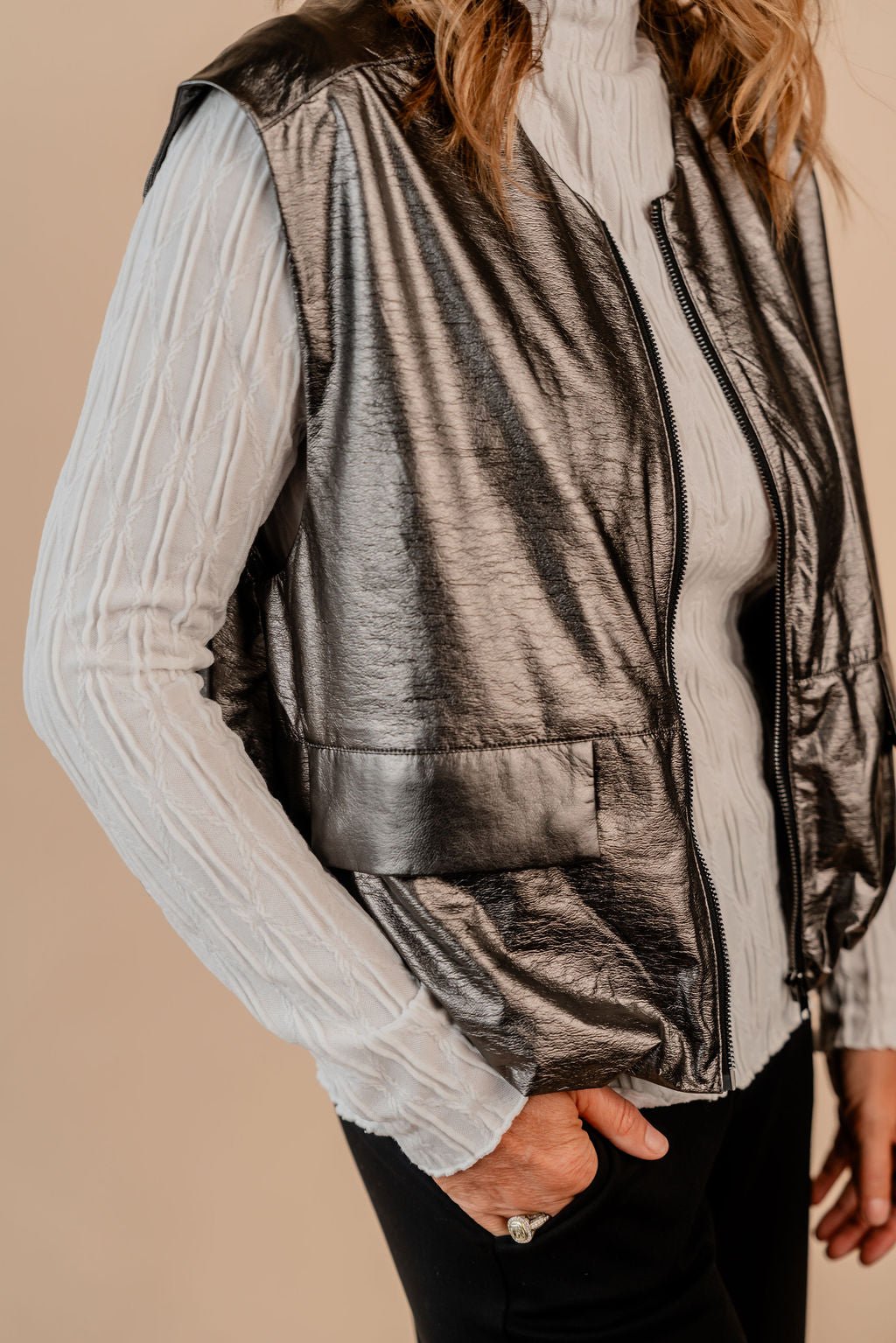Bodywarmer Metallic Vest - Mainstream Boutique