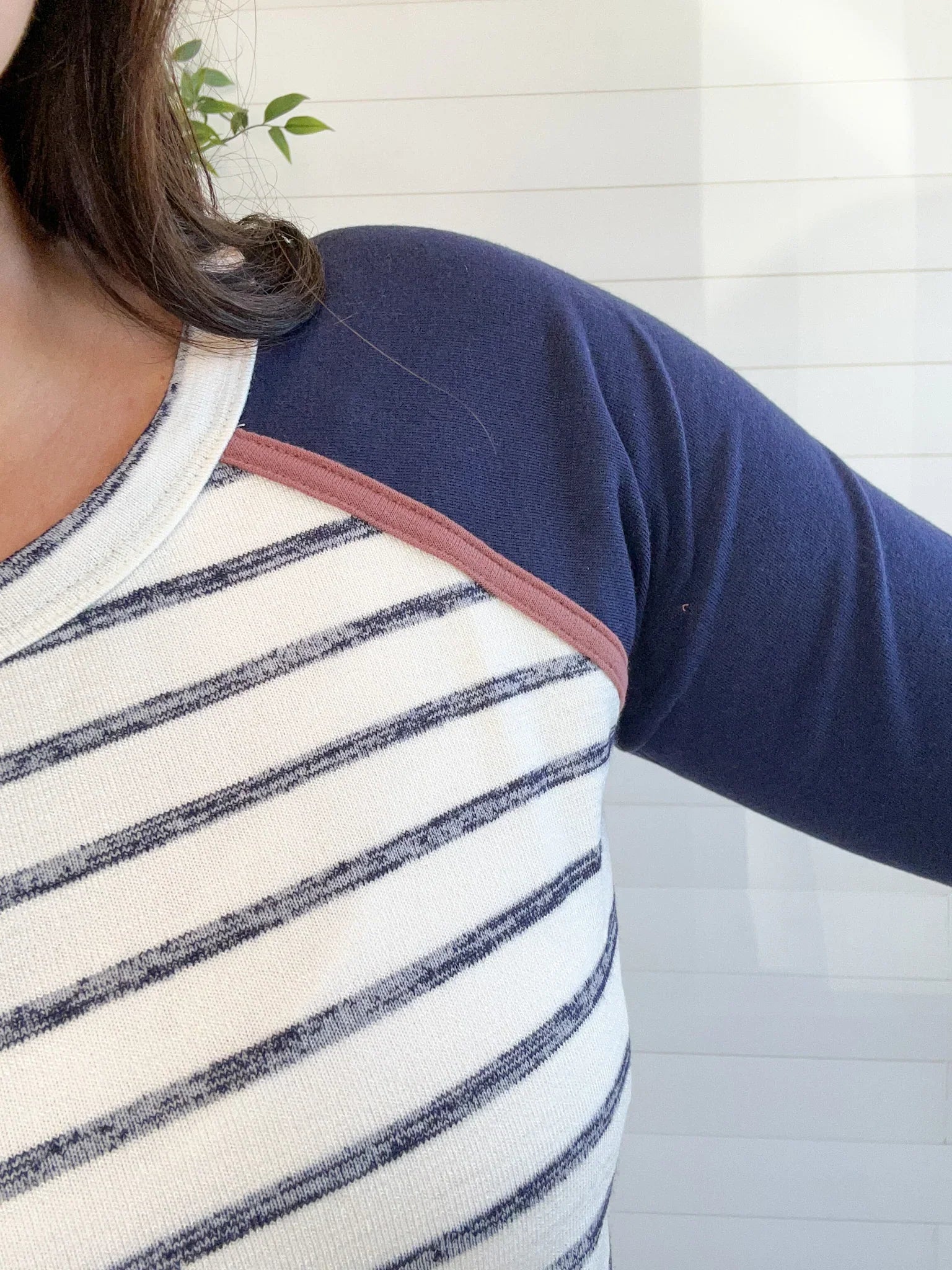 Round Neck Color Blocked Long Sleeve Knit Top - Mainstream Boutique