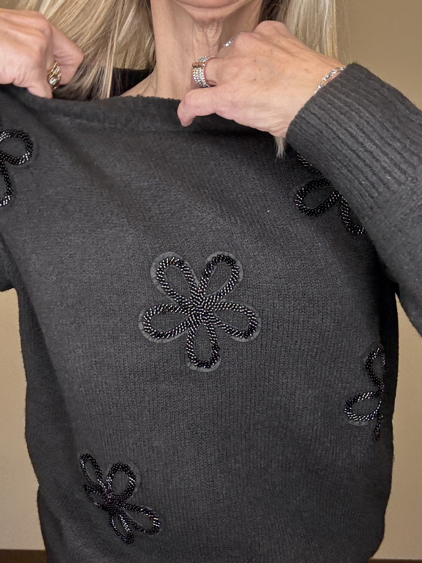 Daisy Rope 3D With Shimmer Sweater - Mainstream Boutique