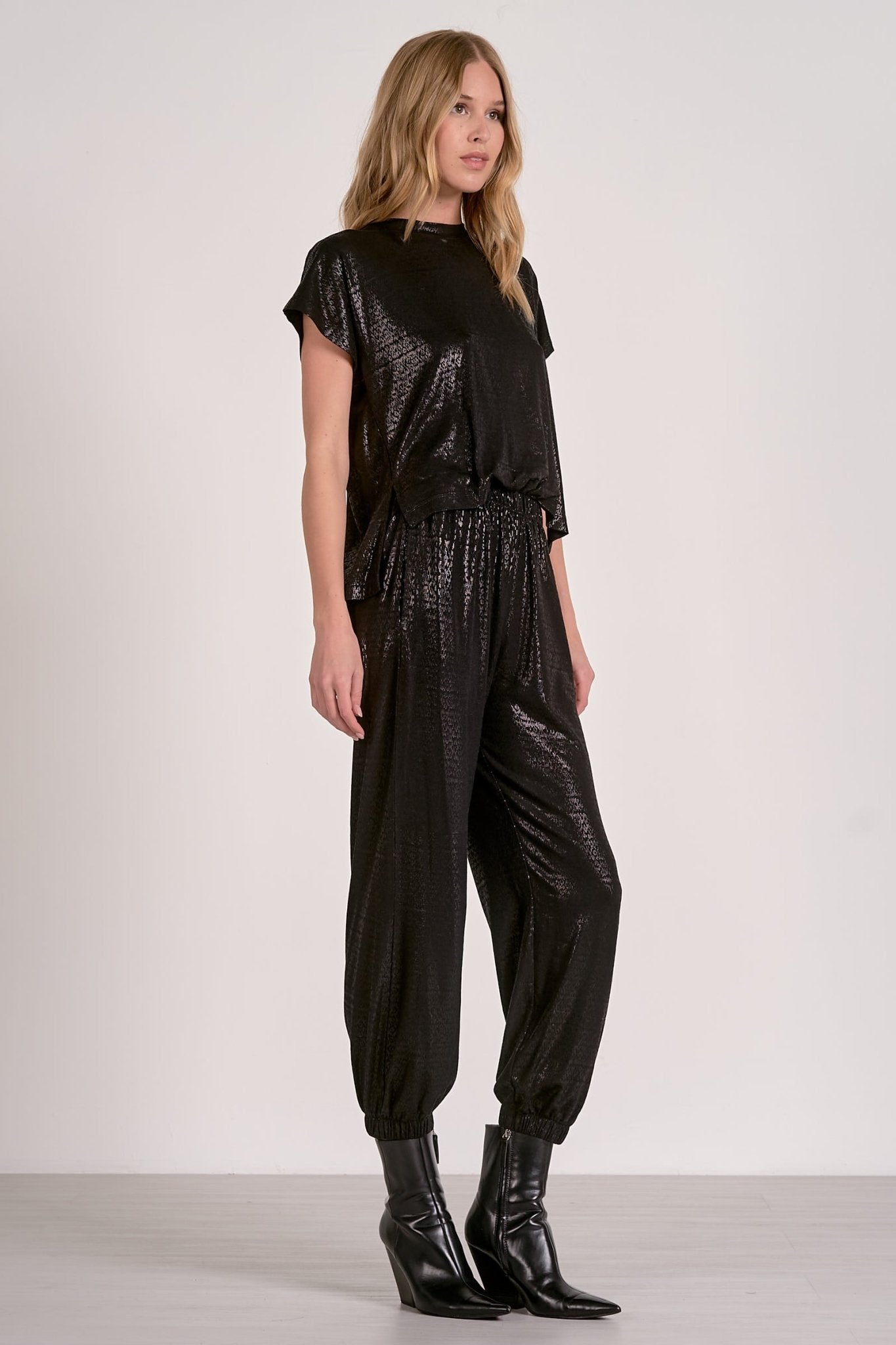 Elan Metallic S/S Jumpsuit - Mainstream Boutique